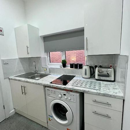 Self Contained Studio In Bham City Centre W Parking 버밍엄 외부 사진