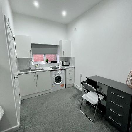 Self Contained Studio In Bham City Centre W Parking 버밍엄 외부 사진