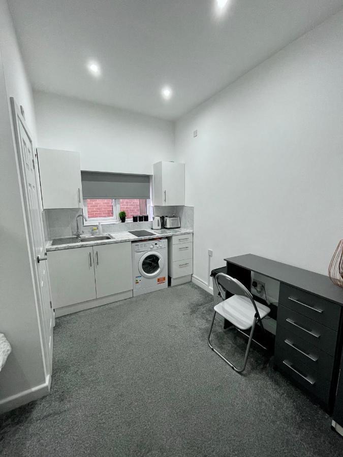 Self Contained Studio In Bham City Centre W Parking 버밍엄 외부 사진