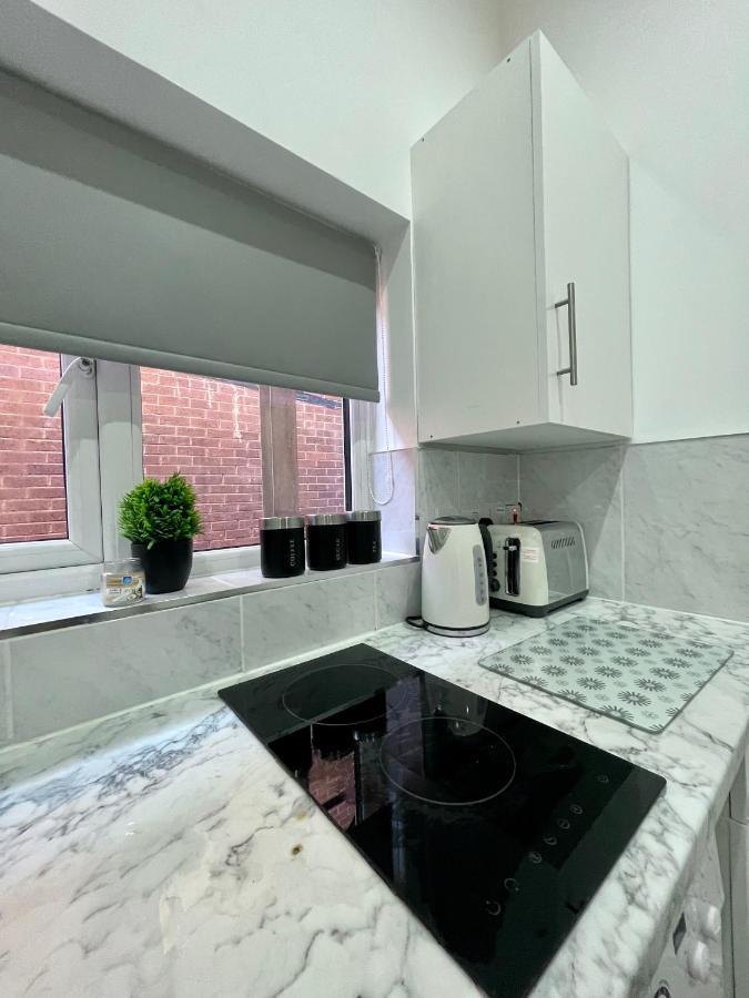 Self Contained Studio In Bham City Centre W Parking 버밍엄 외부 사진