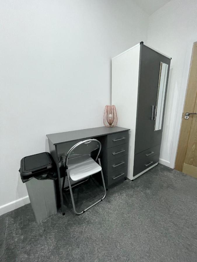 Self Contained Studio In Bham City Centre W Parking 버밍엄 외부 사진